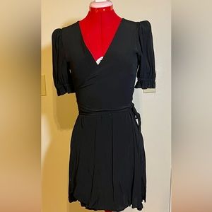 NWOT Christy Dawn Vasara Mini Wrap Dress, Raven, S